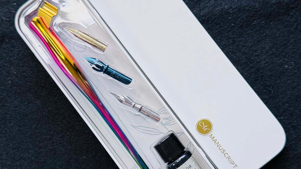 How to use an Oblique Dip Pen with Anindita Biswas of @calliscript