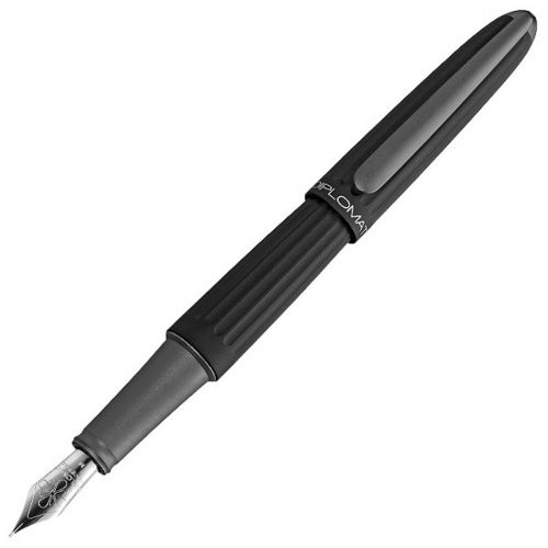 Diplomat Fountain Pen Aero Black Medium
